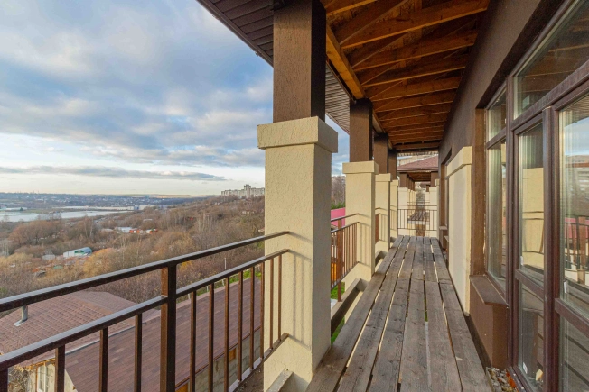 Купить дом в Лакинске. Вариант № 9289378, 3, площадь -  квм, цена 24500000 рублей