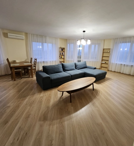 Купить двухкомнатную квартиру в Ростовской области. Вариант № 10105868, 0, площадь -  квм, цена 13000000 рублей