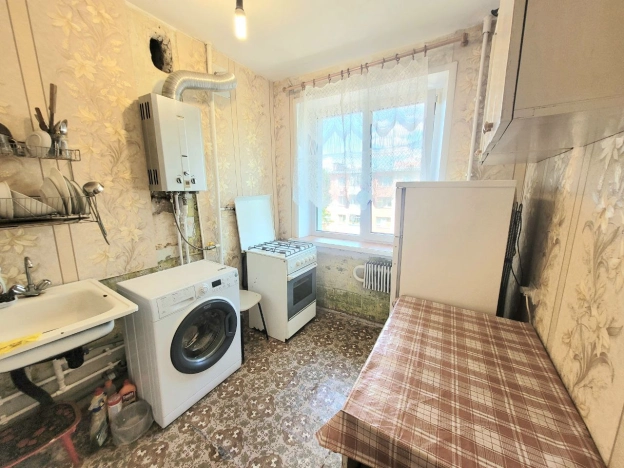 . Вариант № 235200, 4, площадь - 44.1 квм, цена 4350000 рублей