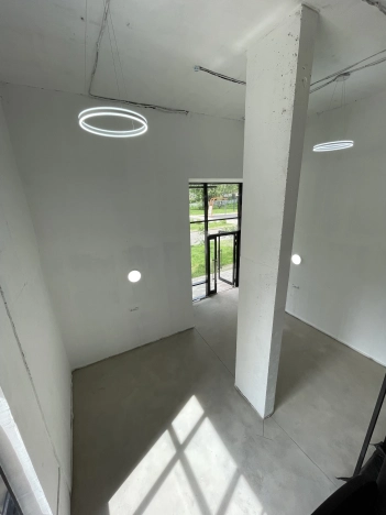 Снять коммерческую недвижимость в Москве. Вариант № 13686, 9, площадь - квм, цена 100000 рублей