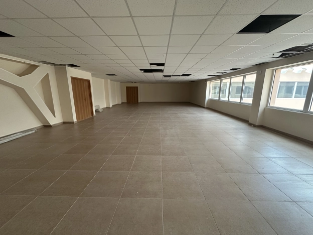 Купить коммерческую недвижимость свободного назначения в Сыктывкаре. Вариант № 11014, 0, площадь -  квм, цена 3820000 рублей