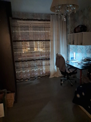 Купить трехкомнатную квартиру в районе Выборгский в Санкт-Петербурге. Вариант № 34496, 20, площадь -  квм, цена 17000000 рублей