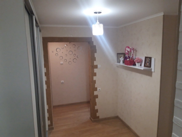 Купить двухкомнатную квартиру на улице Уватская в Тобольске. Вариант № 2931, 9, площадь -  квм, цена 7300000 рублей