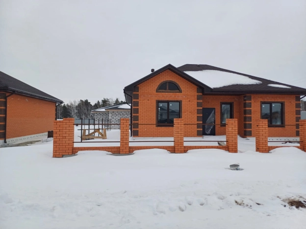 Купить дом на улице 8-я Берёзовая в Тюменской области. Вариант № 31378, 0, площадь -  квм, цена 8500000 рублей