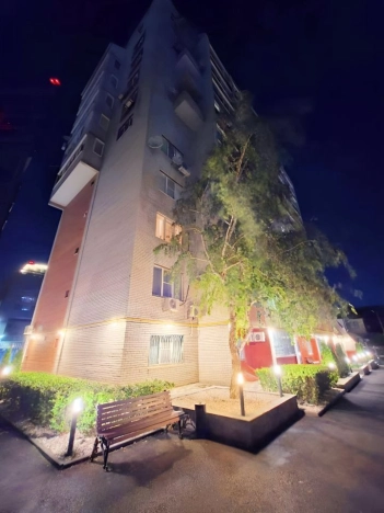 Купить двухкомнатную квартиру в Ростовской области. Вариант № 9162383, 15, площадь -  квм, цена 13500000 рублей