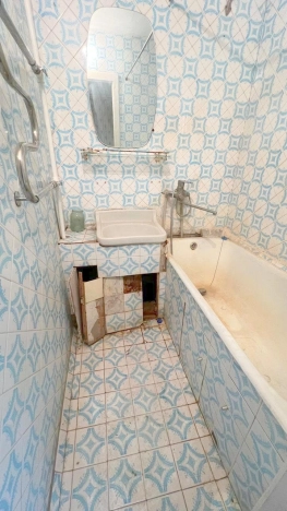 Купить двухкомнатную квартиру на улице Черкасская в Краснодаре. Вариант № 7272274, 13, площадь -  квм, цена 4100000 рублей