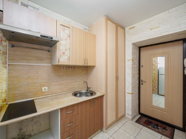 Купить однокомнатную квартиру в Омске. Вариант № 2583384, 7, площадь -  квм, цена 3150000 рублей