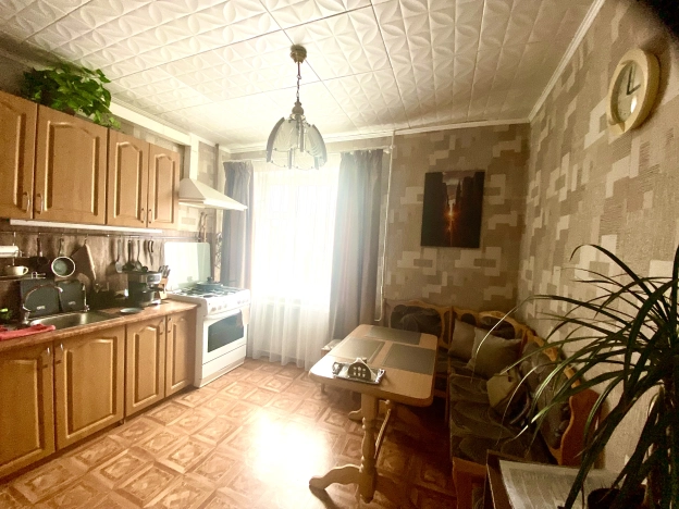 Купить двухкомнатную квартиру на улице Виктора Гакуна в Калининграде. Вариант № 56270, 8, площадь -  квм, цена 4600000 рублей