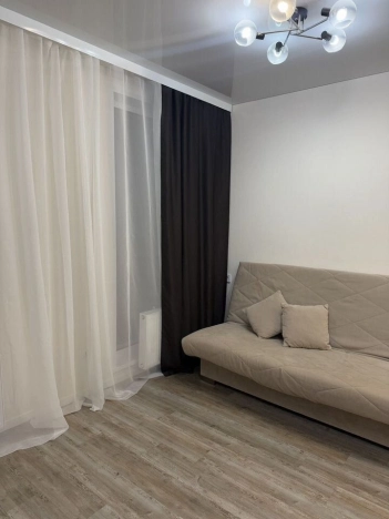 Снять квартиру в Тобольске. Вариант № 9108461, 1, площадь -  квм, цена 32000 рублей