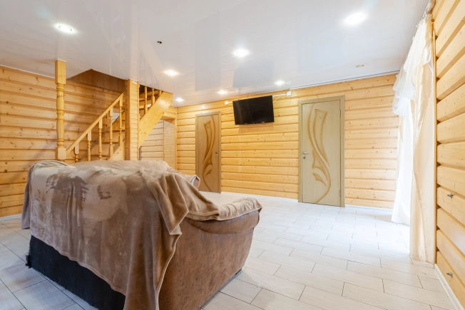 Купить дом в Санкт-Петербурге. Вариант № 9538, 19, площадь -  квм, цена 29990000 рублей