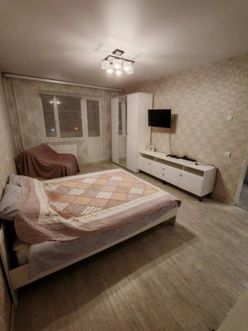 Снять квартиру в Калининграде. Вариант № 10144115, 4, площадь -  квм, цена 30000 рублей