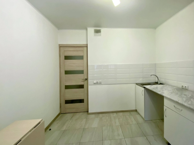 Купить квартиру в Москве. Вариант № 10439549, 12, площадь -  квм, цена 15490000 рублей