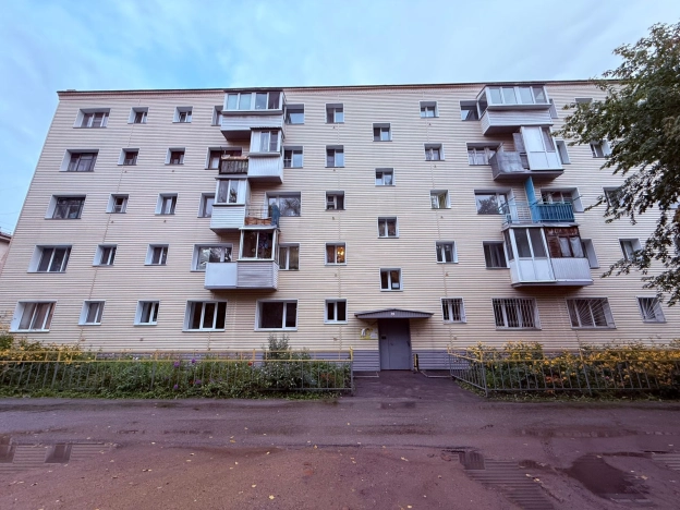 Купить однокомнатную квартиру в Омске. Вариант № 2164130, 1, площадь -  квм, цена 2550000 рублей