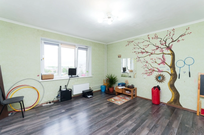 . Вариант № 9956, 6, площадь - 90 квм, цена 8000000 рублей