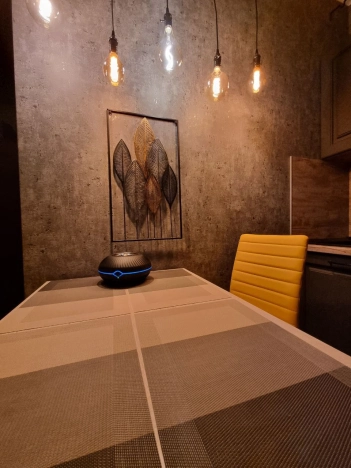 Купить двухкомнатную квартиру в Новосибирской области. Вариант № 10223772, 9, площадь -  квм, цена 12000000 рублей