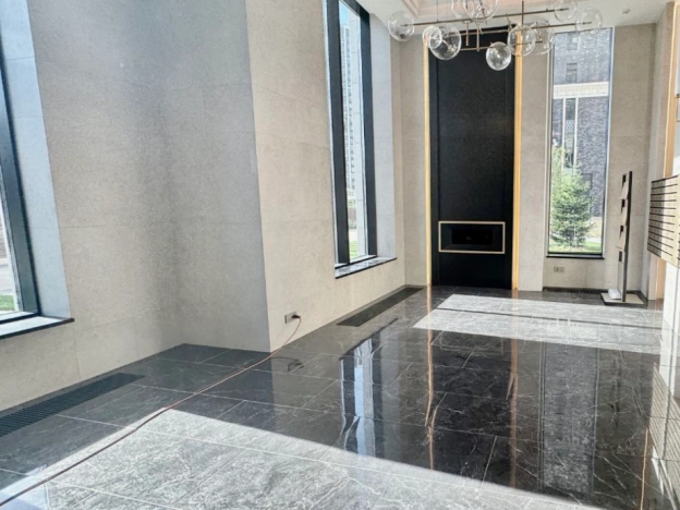 Купить квартиру в Москве. Вариант № 9641440, 8, площадь - квм, цена 21000000 рублей