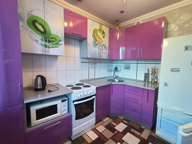 Снять квартиру в Тобольске. Вариант № 9440848, 4, площадь -  квм, цена 35000 рублей