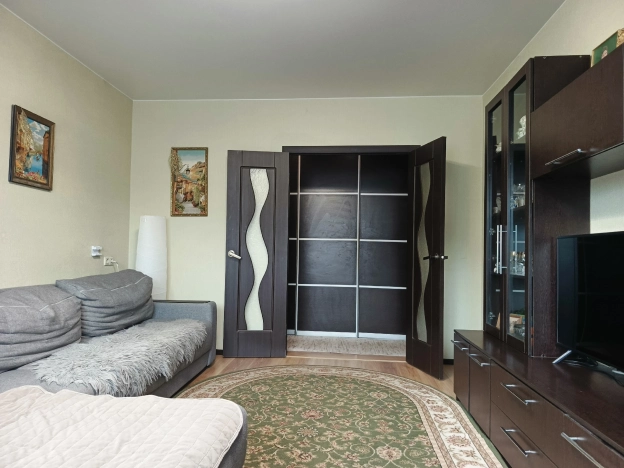 Купить квартиру в Вологодской области. Вариант № 5270049, 5, площадь -  квм, цена 6200000 рублей