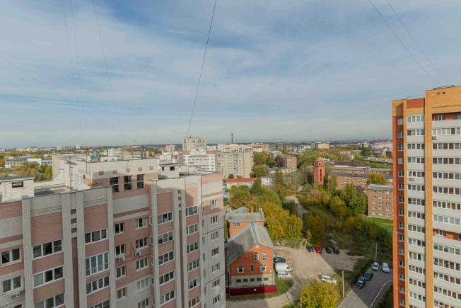 Купить трехкомнатную квартиру на вторичке в районе Октябрьский в Владимире. Вариант № 5922284, 3, площадь -  квм, цена 10200000 рублей