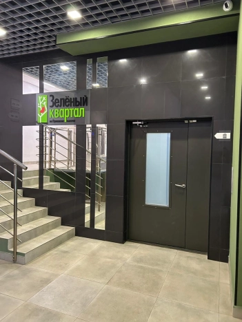 Купить квартиру у метро Зенит в Санкт-Петербурге. Вариант № 10789388, 7, площадь - квм, цена 7000000 рублей