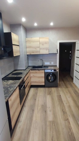 . Вариант № 8458654, 4, площадь - 42 квм, цена 45000 рублей