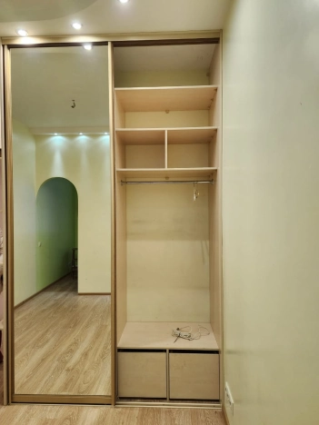 . Вариант № 25570, 2, площадь - 70.2 квм, цена 10300000 рублей