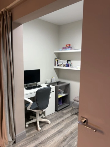 Купить двухкомнатную квартиру на вторичке на улице Лётчика Ульянина в Москве. Вариант № 10989522, 28, площадь - квм, цена 53000000 рублей