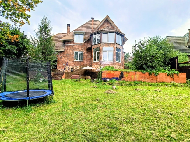 Купить дом в Москве. Вариант № 11533, 6, площадь - квм, цена 20000000 рублей