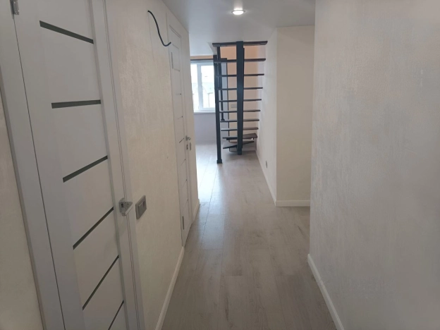 . Вариант № 3374, 16, площадь - 68.5 квм, цена 11000000 рублей