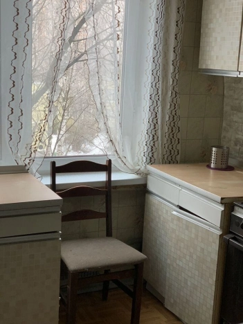 Купить трехкомнатную квартиру в ЮЗАО в Москве. Вариант № 45242, 10, площадь -  квм, цена 17500000 рублей