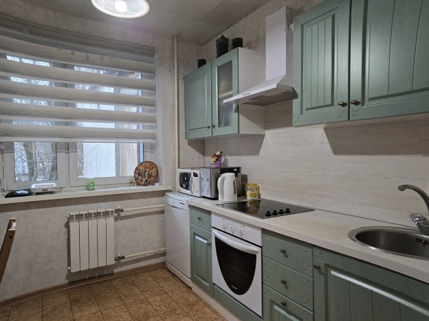 Купить четырехкомнатную квартиру в Пушкине. Вариант № 21574, 3, площадь -  квм, цена 13700000 рублей