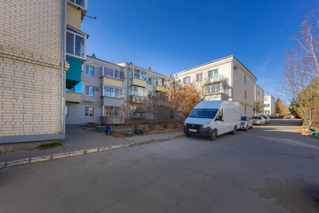 Купить однокомнатную квартиру в Амурской области. Вариант № 8196755, 10, площадь -  квм, цена 4800000 рублей