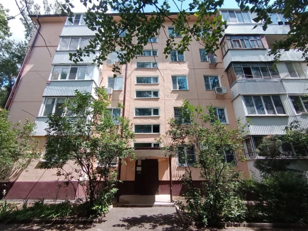 Купить трехкомнатную квартиру в районе Кировский в Ростове-на-Дону. Вариант № 42211, 21, площадь -  квм, цена 5499000 рублей