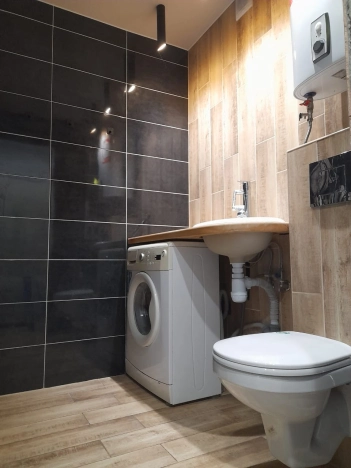 Купить двухкомнатную квартиру на улице Александра Радищева в Бийске. Вариант № 9246126, 8, площадь -  квм, цена 4500000 рублей