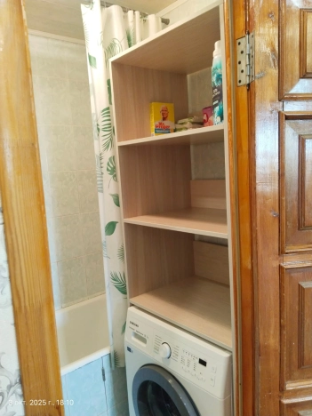 Купить трехкомнатную квартиру в Новосибирске. Вариант № 6695273, 5, площадь -  квм, цена 5450000 рублей