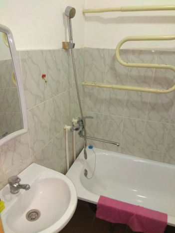 Купить двухкомнатную квартиру в Микрорайоне Золотая Нива в Новосибирске. Вариант № 5922259, 9, площадь -  квм, цена 5100000 рублей