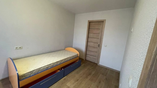 Купить двухкомнатную квартиру в Новосибирской области. Вариант № 10419619, 24, площадь -  квм, цена 3000000 рублей