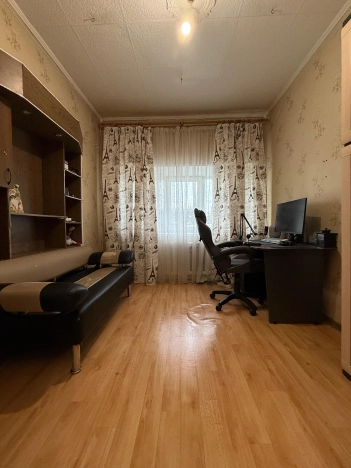 Купить дом у метро Золотая нива в Новосибирске. Вариант № 5236726, 23, площадь -  квм, цена 12100000 рублей