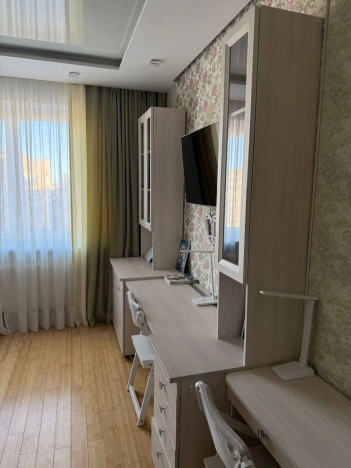 Купить трехкомнатную квартиру в Ленинградской области. Вариант № 7230417, 29, площадь -  квм, цена 20900000 рублей