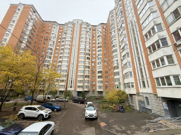 Купить квартиру в Москве. Вариант № 7861156, 1, площадь - квм, цена 23800000 рублей