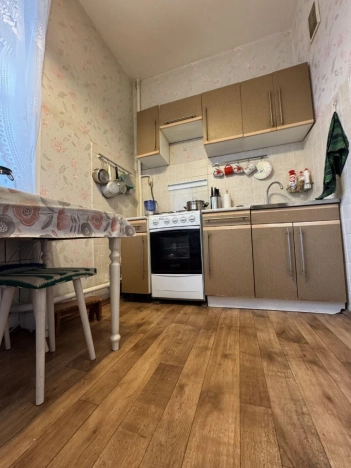 Купить квартиру в Москве. Вариант № 8431412, 6, площадь -  квм, цена 21000000 рублей