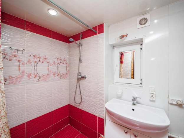 Купить дом в Микрорайоне Порт-Артур в Омске. Вариант № 5231666, 21, площадь - квм, цена 5500000 рублей