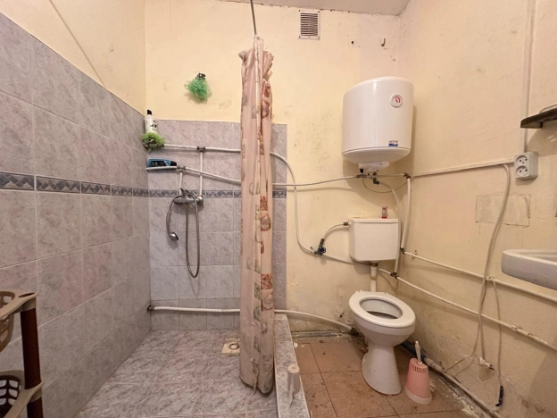 Купить дом в Севастополе. Вариант № 43779, 8, площадь -  квм, цена 7650000 рублей