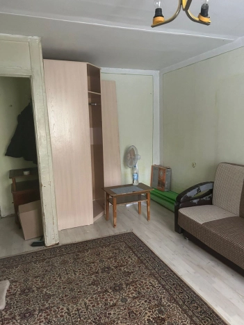 Купить однокомнатную квартиру в Новосибирской области. Вариант № 9674549, 4, площадь -  квм, цена 2650000 рублей