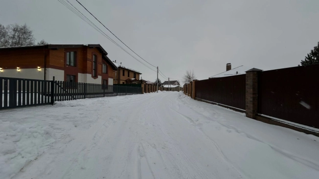 Купить земельный участок в Новосибирске. Вариант № 8994013, 8, площадь -  квм, цена 1600000 рублей