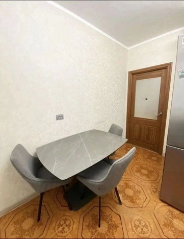 Купить квартиру в Москве. Вариант № 7799531, 10, площадь - квм, цена 32000000 рублей