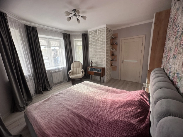 Купить дом в Москве. Вариант № 6678037, 8, площадь -  квм, цена 17000000 рублей