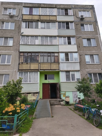 Купить трехкомнатную квартиру на улице Академика Иванова в Московской области. Вариант № 52451, 18, площадь - квм, цена 4700000 рублей