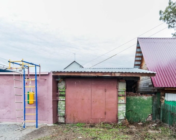 Купить дом в районе Дзержинский в Новосибирске. Вариант № 1517, 13, площадь -  квм, цена 4850000 рублей