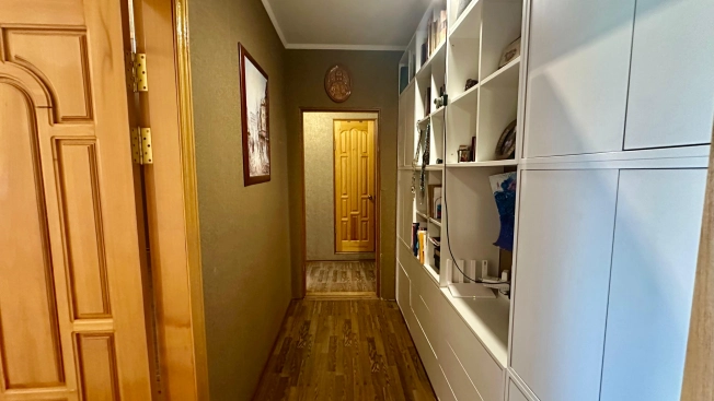 Купить квартиру на улице Комсомольская в Южно-Сахалинске. Вариант № 44358, 6, площадь -  квм, цена 10800000 рублей